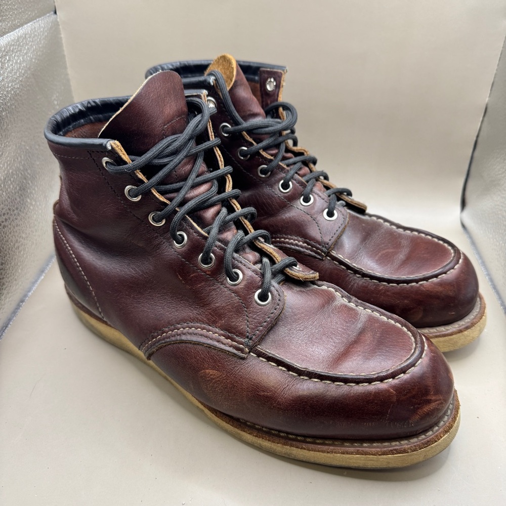 Red Wing boots 8138 CLASSIC MOC® Men's 6-Inch Boot men’s sz 9.5 Wide.
